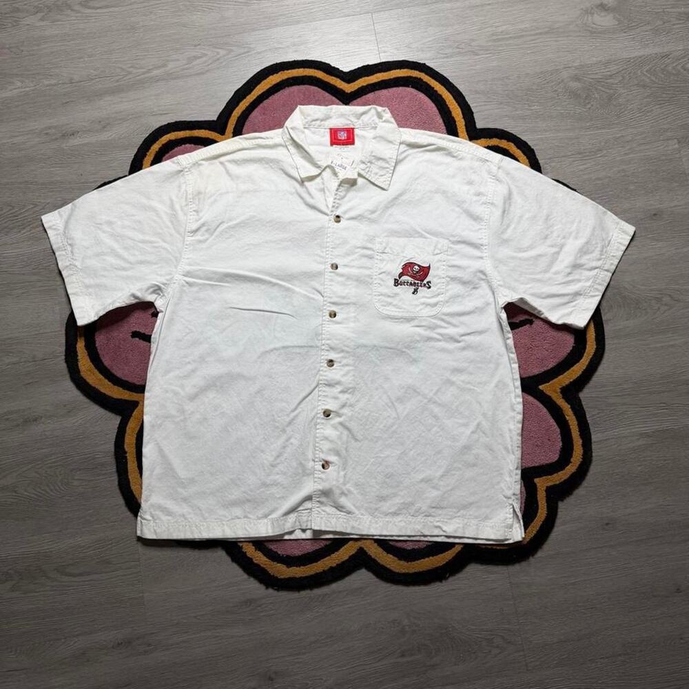 Vintage Y2K NFL Tampa Bay Buccaneers Graphic Button Up Shirt Size XL White